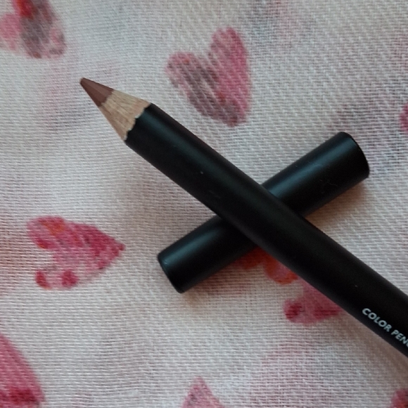 Morphe: Lip Liner Colour Pencil - Coffee & Kissy - Picture 8 of 11